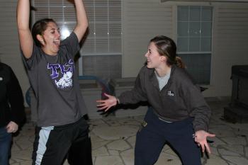 392045_10150565340575049_1205488574_n